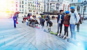 Une randonnée insolites en hoverboard à Paris