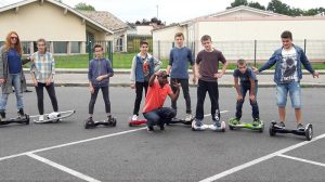 Les jeunes d'Izon en hoverboard